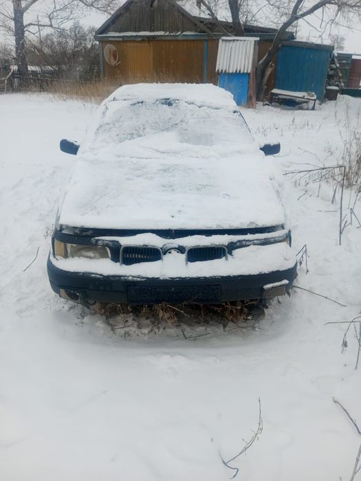 Продам на запчасти машину фолсваген б3