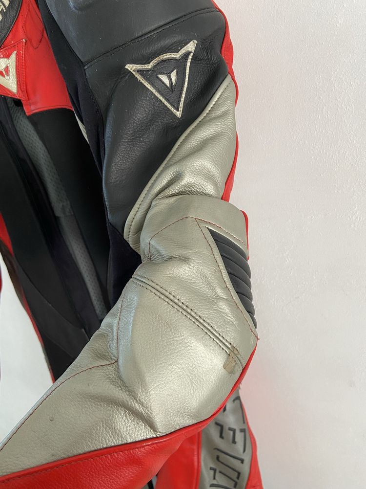 Dainese 50 цял екип