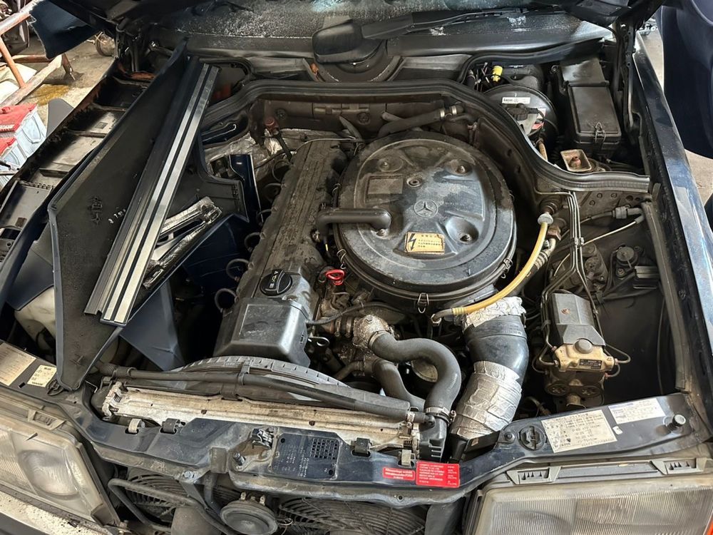 W124 авторазбор мерседес бу запчасть контрактный двигатель акпп бу