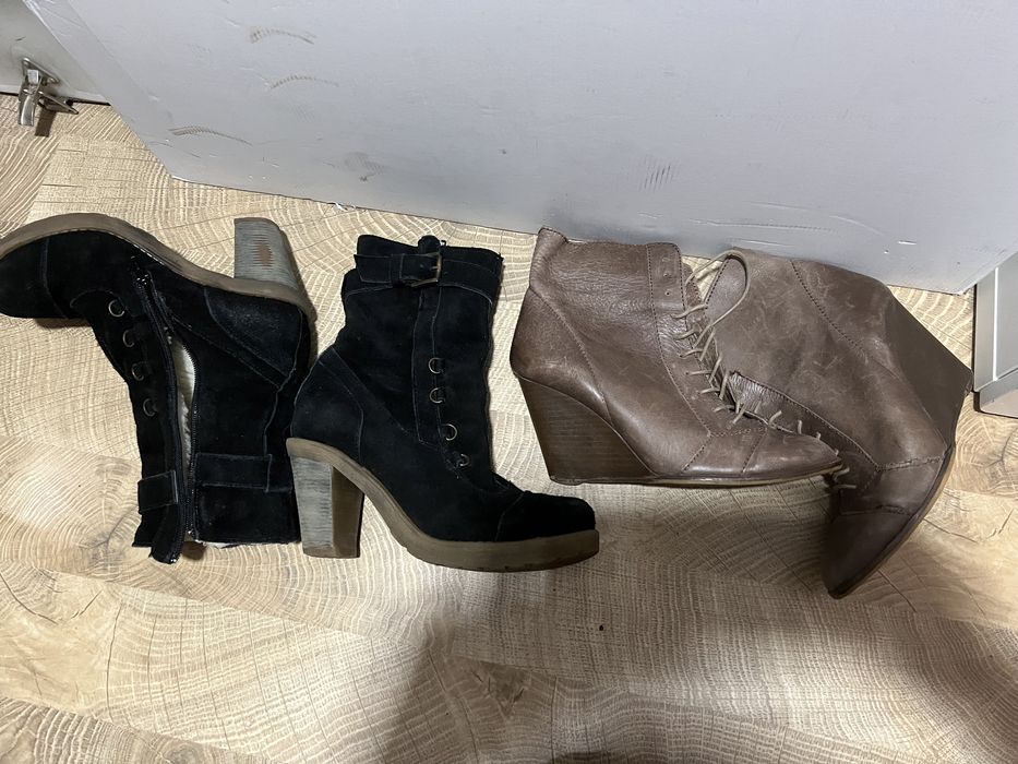 Ghete/ pantofi piele naturala marime 38-39