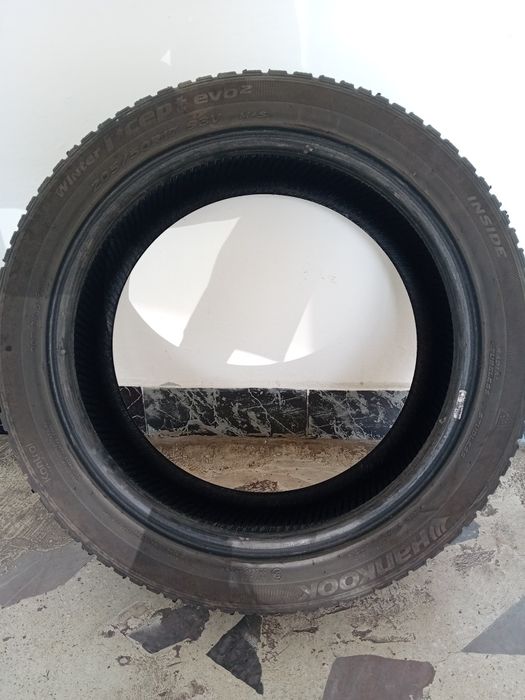 Hankook winter I*cept evo2 205/50 R17