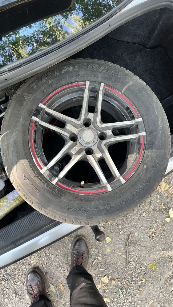 Зимние шины с титанкой 4шины комплект 185/65 R14 TRIANGLE