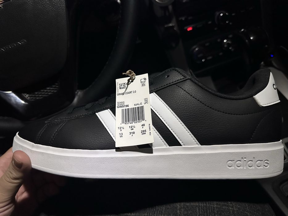 Adidas великан 48 размер