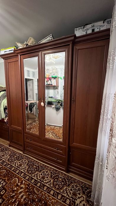 Продам шкаф для одежды