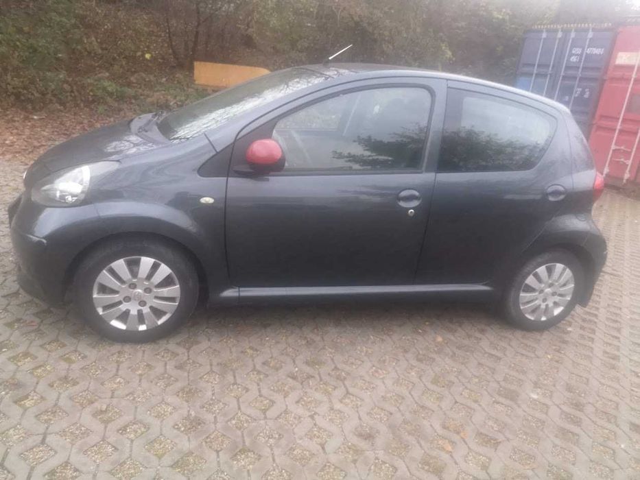 Toyota Aygo, cutie automata, 1.0