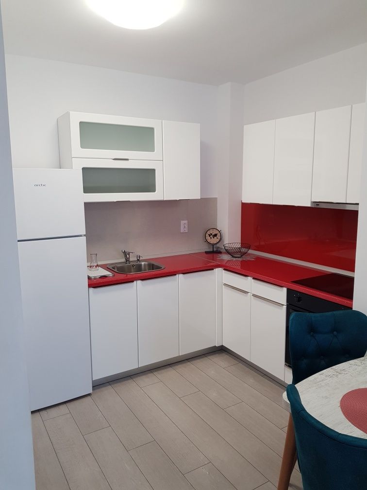 Ofer spre închiriere apartament tip studio