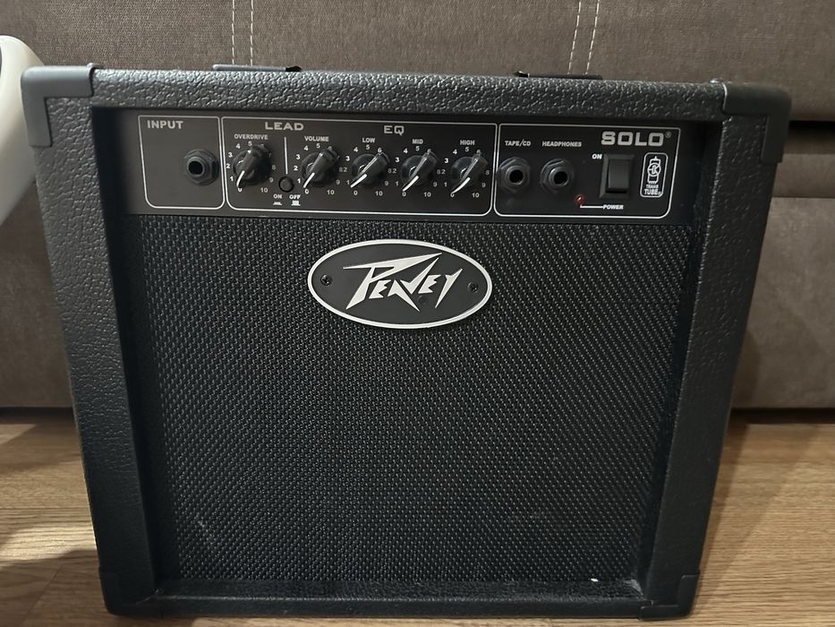Гитара Rockdale и комбик peavey