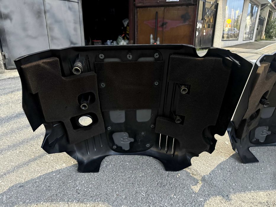Капак за двигател HEMI 5.7