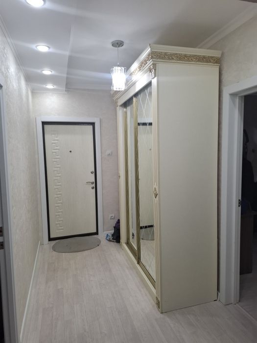 Срочно ! Продам прихожий, в г Аксай ЗКО