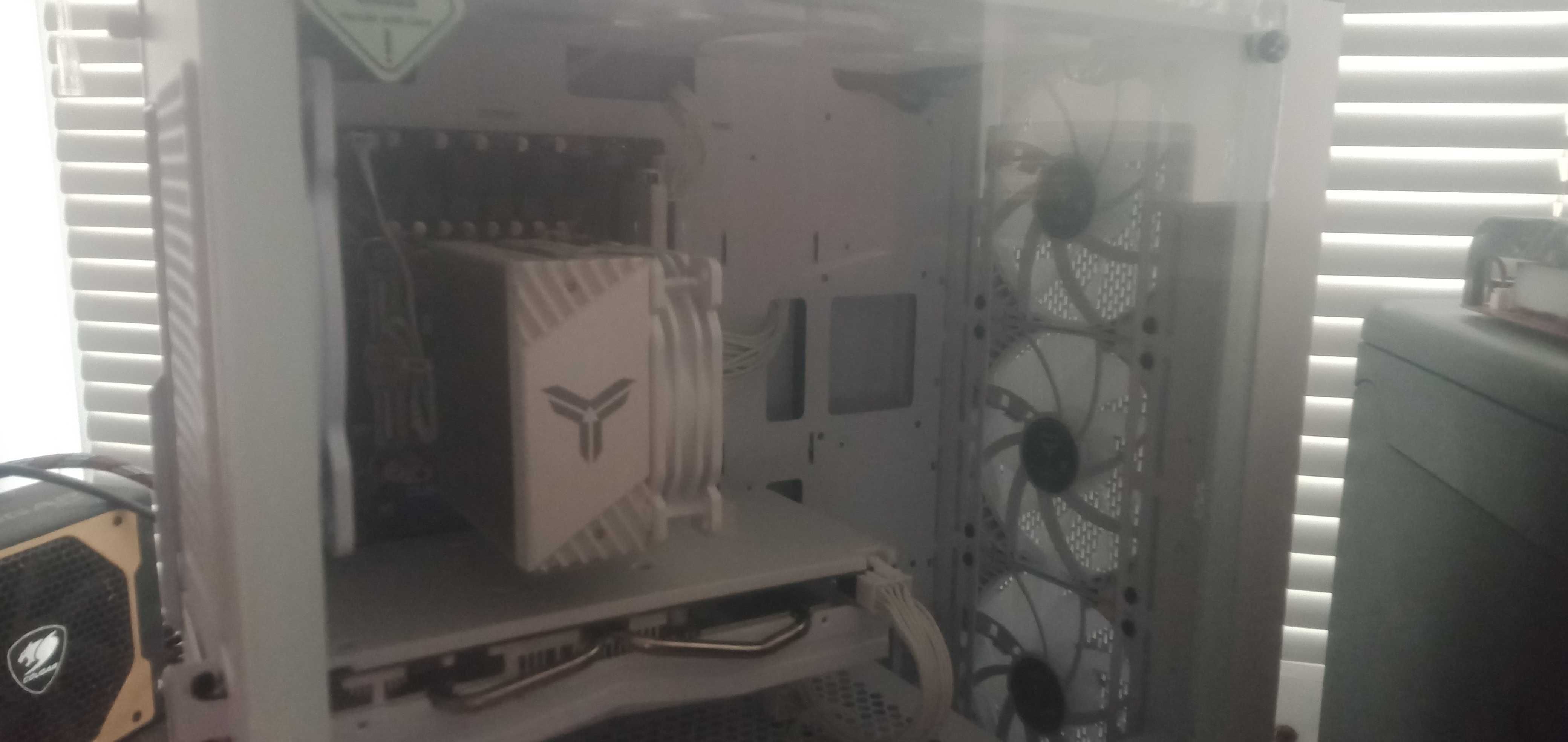 Игровой системный блок /Core i7/AMD RX 580, 8ГБ/DDR4 16Гб/SSD512/600W