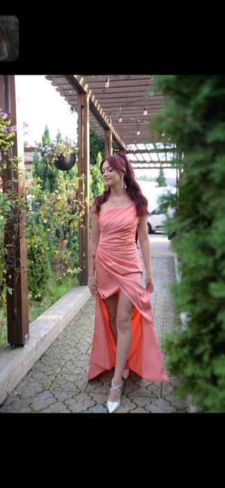 rochie lunga roz