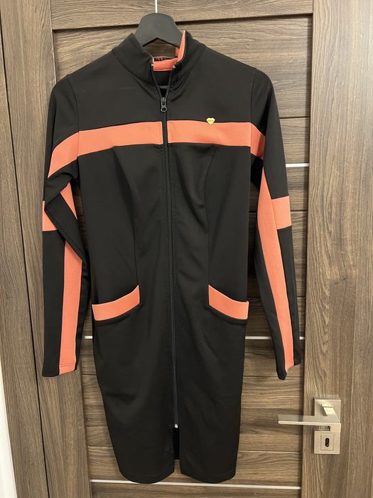 Дамски рокли Amia