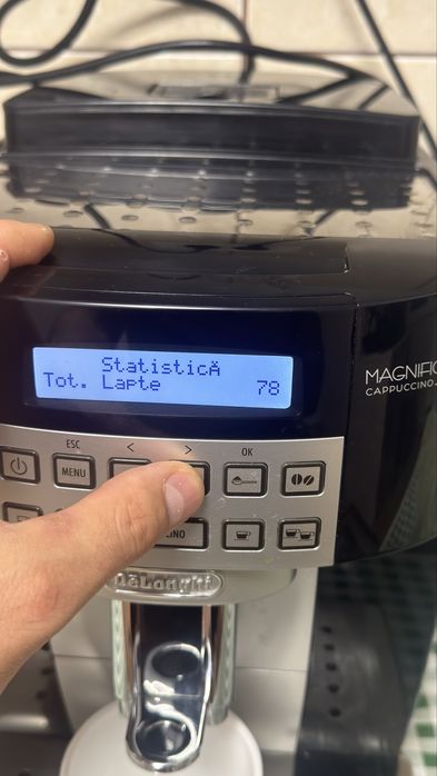 Aparat de cafea Delonghi Magnifica S