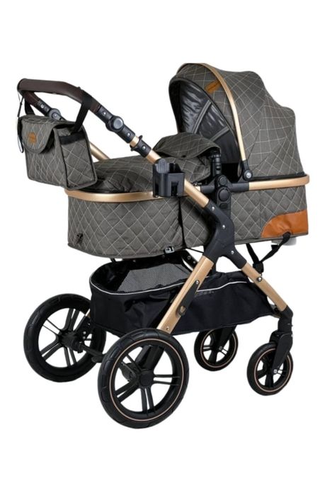 Продам коляску универсальную 3 в 1