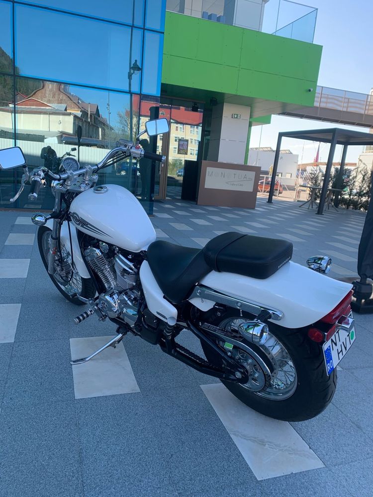 Honda Shadow ,600 vt ,american edition.