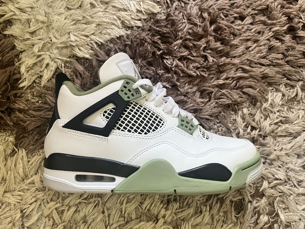 Jordan 4 “Oil Green” Women’s
