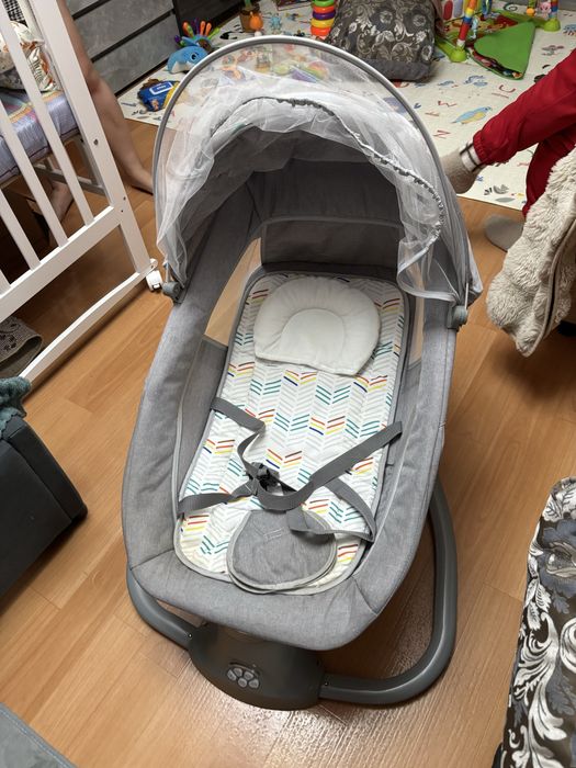 Детский шезлонг для укачивания