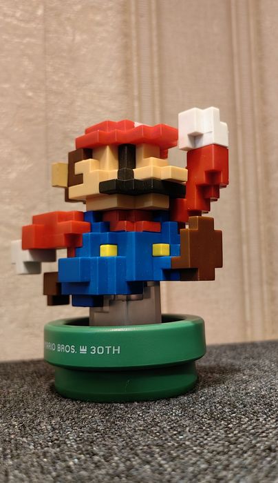 Figurina aniversara Amiibo Super Mario Bros 30th Nintendo