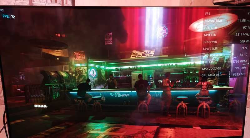 Продавам геймърски десктоп компютър.