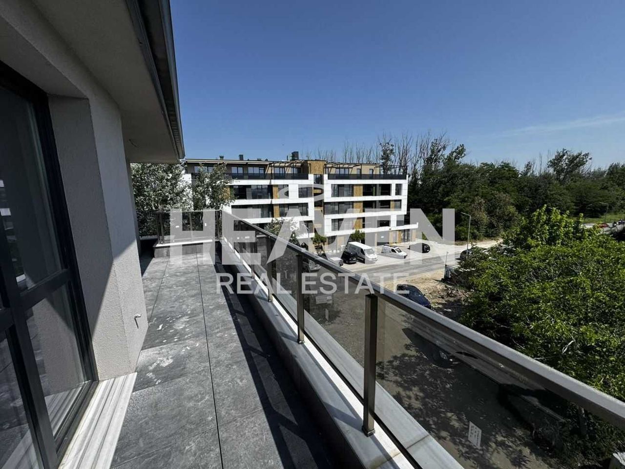 Продава се Двустаен апартамент в Пловдив, Център - 105 кв.м за 1100 €/кв.м - Снимка #4