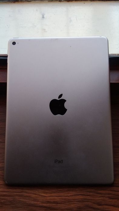 Сотилади планшет дадский фирма 1 ой ишлатилган чистый оригинал apple