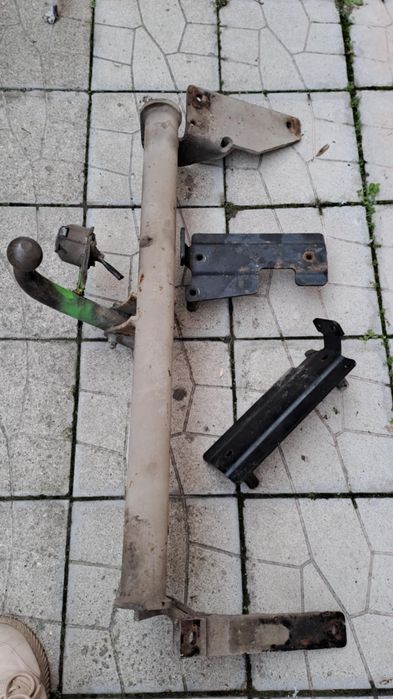 Теглич за Опел -вектора,в изключително добро състояние