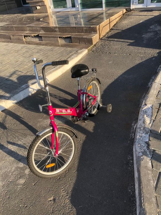 Детский велосипед в хорошем состояний