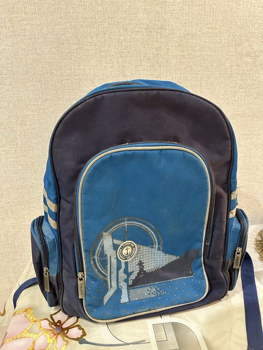 Тегін рюкзак ұл балаға мектепке ұстауға.  Ортопед