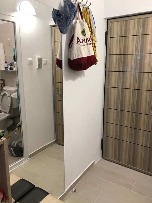 Proprietar vând garsonieră