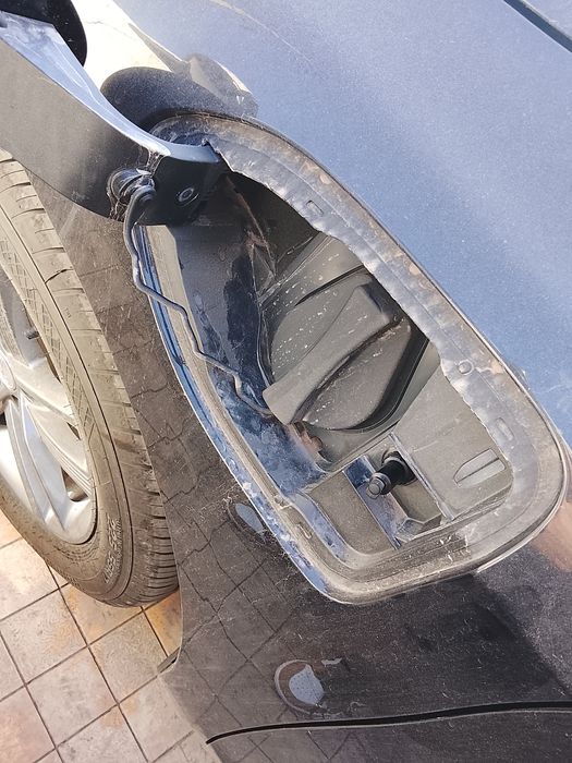 HONGQI E-QM5 рестайлинг в рассрочку либо под Яндекс такси