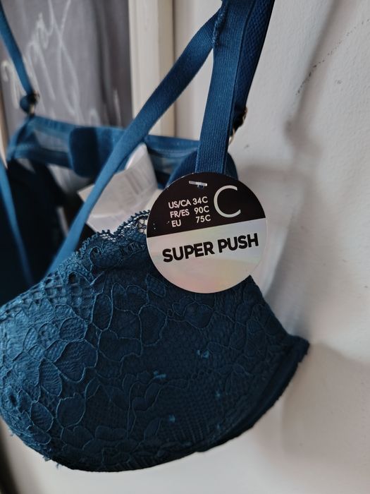 Sutien nou sexy cu model bondage cu pietricele 75C