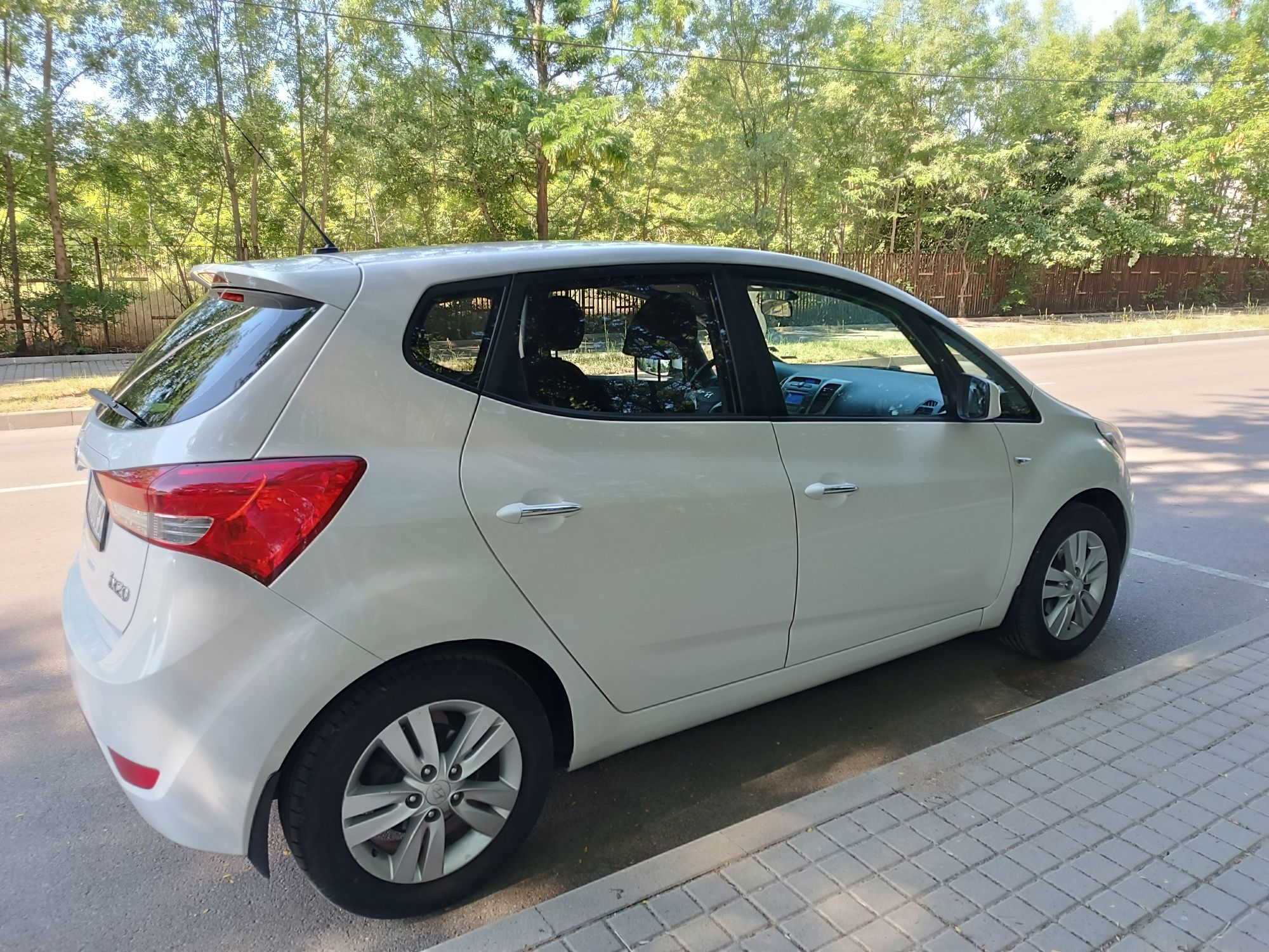 Hyundai lx20 1.4 газ/бензин