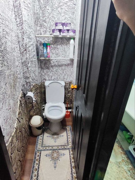 Олмазор туманида 3 хонали уй сотилади! 3х ком. квартира на Кара камыше