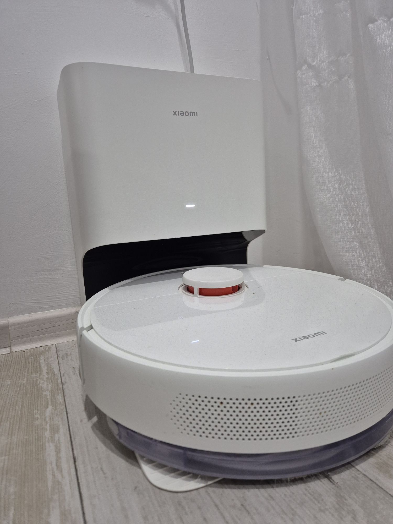 Робот-пылесос "Xiaomi Robot Vacuum X10"