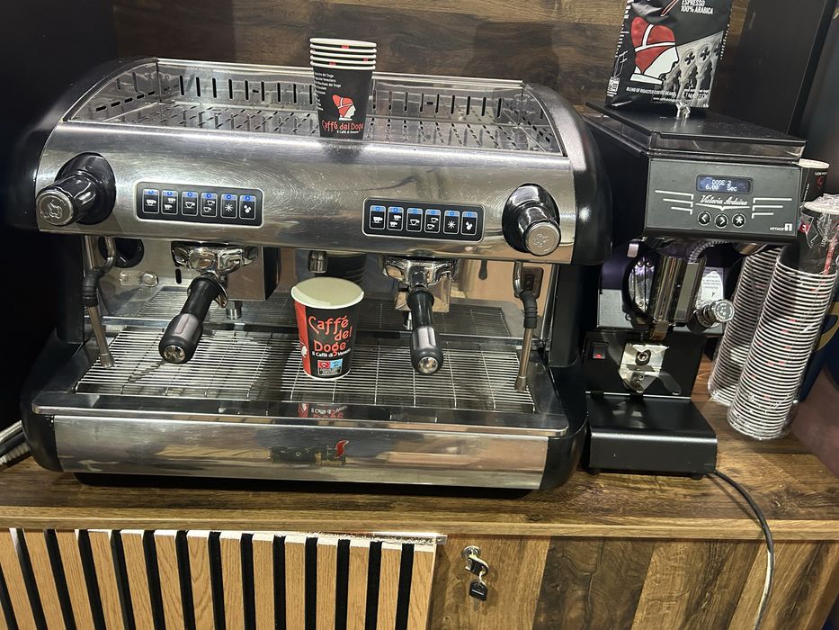 Espressor automat profesional 2 grupuri -Bianchi Sofia