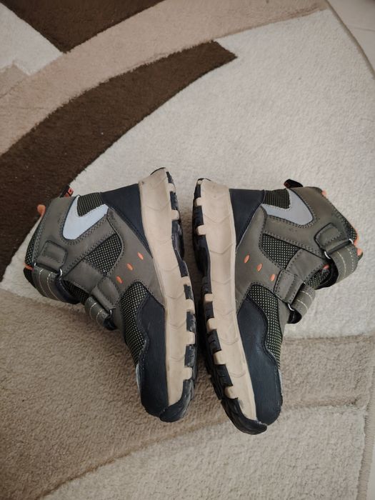 Детски боти за момче