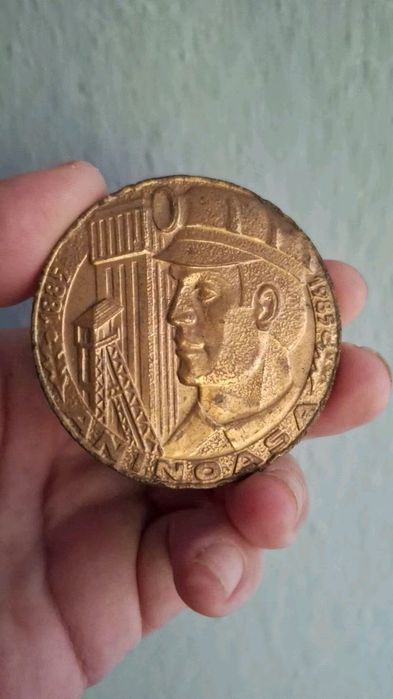 Placheta bronz 100 ani de activitate mina Aninoasa