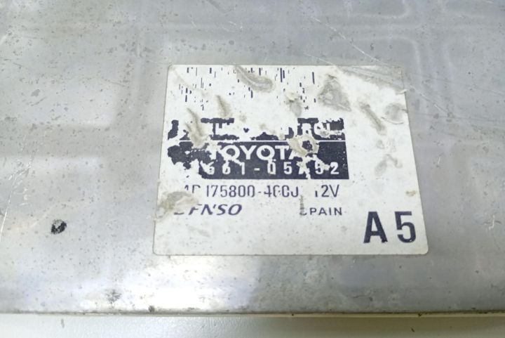 Calculator motor  ECU 175800-400J Toyota RAV4 a 2-a generatie (faceli