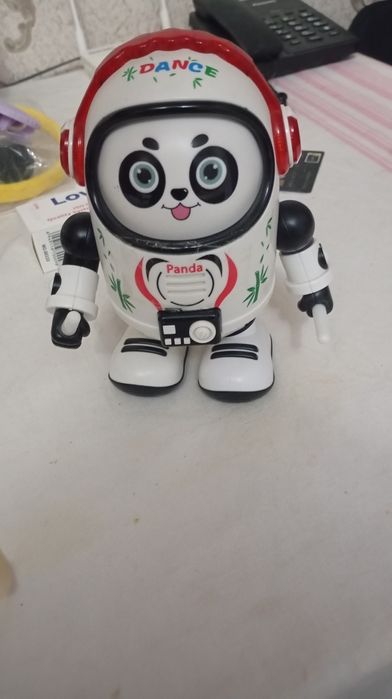 Продаю игрушку на боторейках