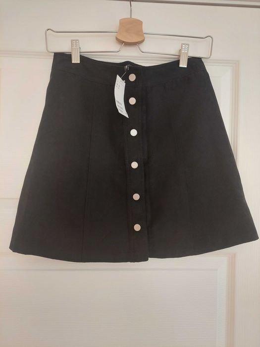 Новo! Черна пола , размер 36