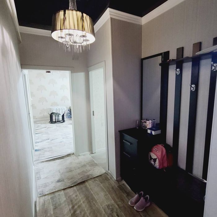 Kvartira sotiladi Shayxontoxur tumani Tinchlik 1/4/9/ 53m²
