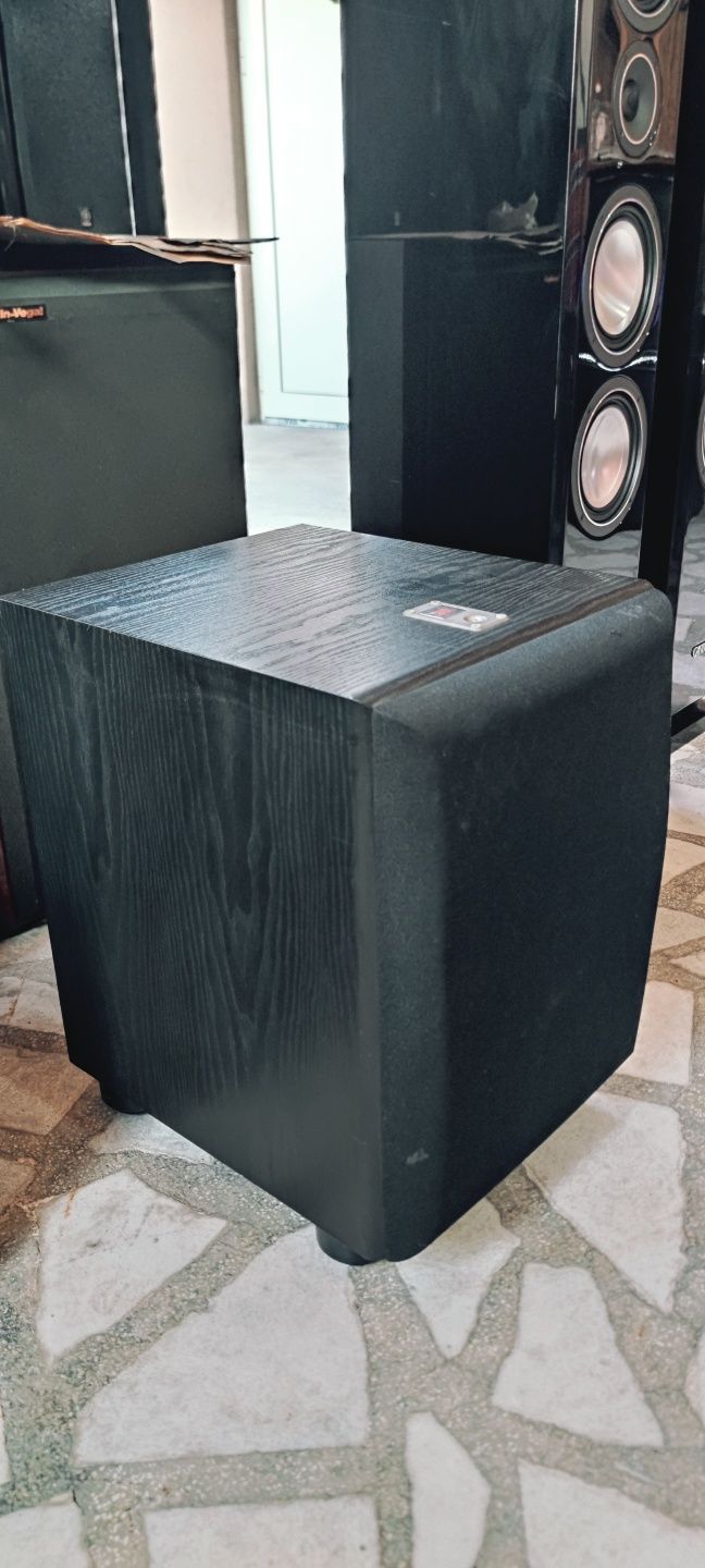 Три субуфера JBL E150P/230  Klipsch KSW10. Yamaha YST-SW215 Перфектни