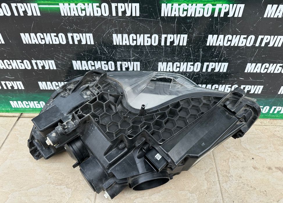 Фар far десен фарове за Шкода Суперб Skoda Superb