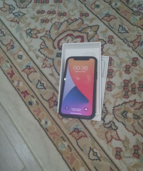 Продам IPhone 12 mini .