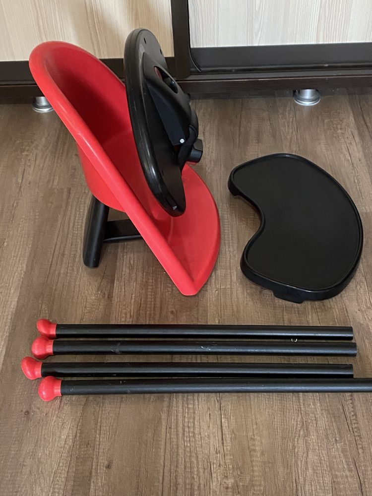 BabyBjorn - Scaun de masa bebe - rosu / negru