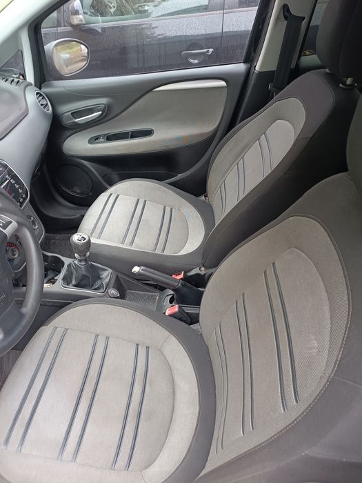 Vând Fiat Punto Evo