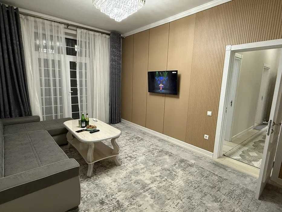 Срочно Сдам 2-Х Ком Квартира С Евро Ремонтом  Радом С Метро Ойбек 454*