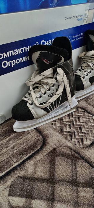 Продам коньки, 41 размер в отличном состоянии