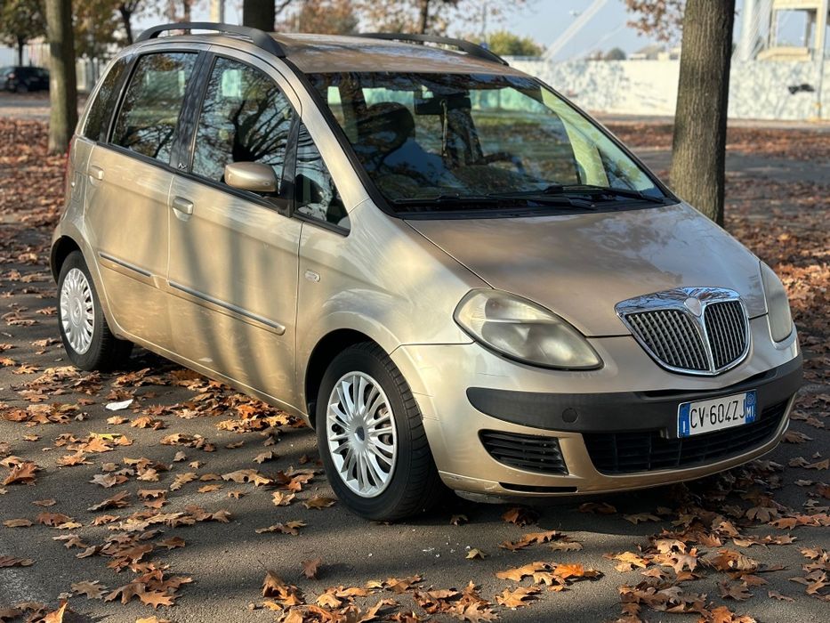 Lancia Musa 1.9 Benzina 101 Cp
