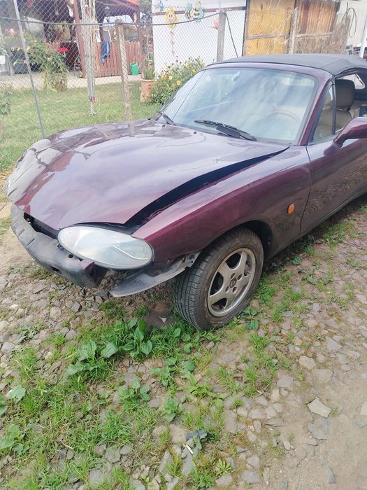 Mazda mx5 nb avariată inmatriculată